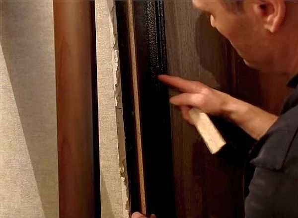 Découpez les pièces et essayez-les sur place
