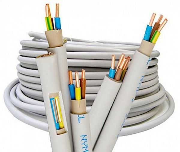 Une des options pour le câble électrique à triple isolation (NYM)