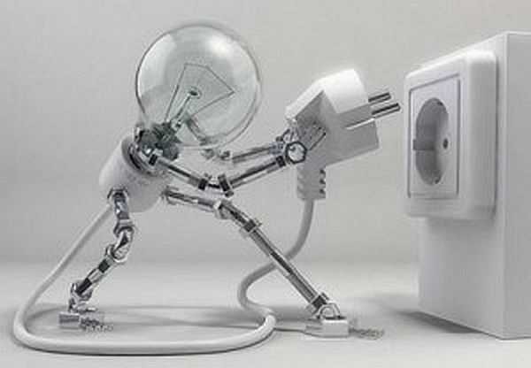 Il est possible d'apporter de la lumière dans une maison privée ou sur un terrain si les conditions techniques sont disponibles.Vous pouvez le découvrir dans l'organisation de l'approvisionnement énergétique de votre région.