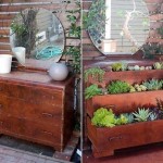 La vieille commode transformée en parterre de fleurs à plusieurs niveaux