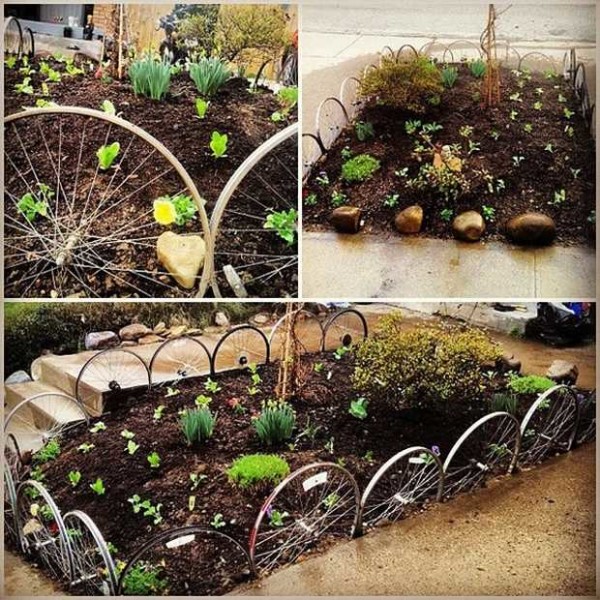 De vieilles roues de vélo peuvent décorer votre chalet d'été. Comment? Faites-en une clôture de jardin fleuri