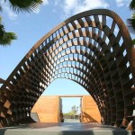 Design personalisé. Cependant, c'est aussi une sorte de pergola.