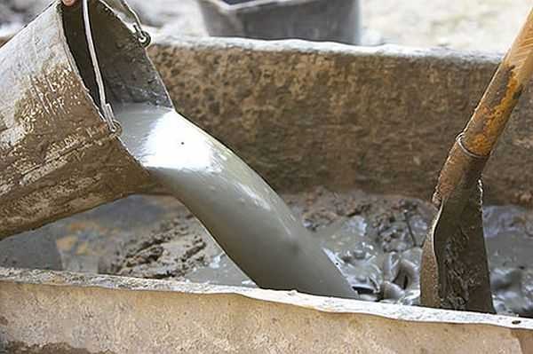 L'ordre d'ajout des composants pour le béton pendant le mélange peut être différent