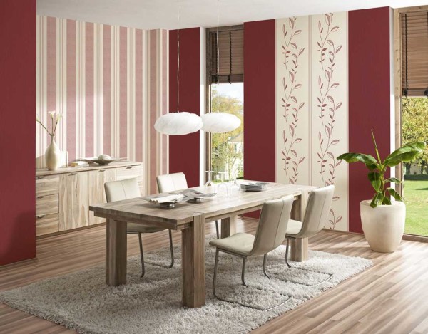 Plusieurs rayures, et même avec un motif vertical, soulèvent le plafond pour les spectateurs