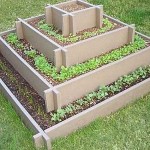 Parterre de fleurs en couches de planches