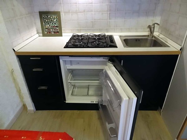 Petit réfrigérateur encastrable