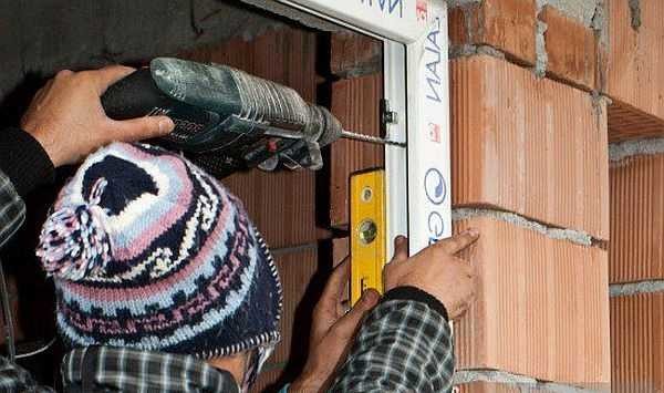 Vous devez constamment vérifier l'exactitude de l'installation