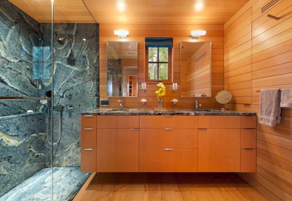 Doublure dans la salle de bain