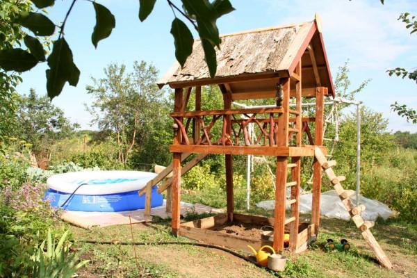 Maison haute pour enfants