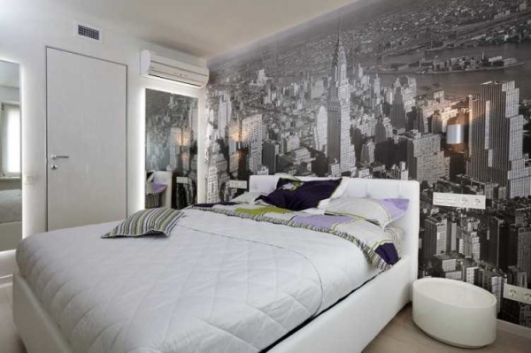 Vous pouvez corriger la géométrie de la pièce à l'aide d'une image collée à deux murs adjacents: elle estompe la bordure