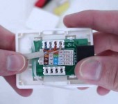 Connexion d'une prise murale à 4 fils