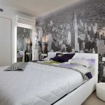 Les paysages urbains dans les tons gris ont fière allure dans les chambres de style high-tech