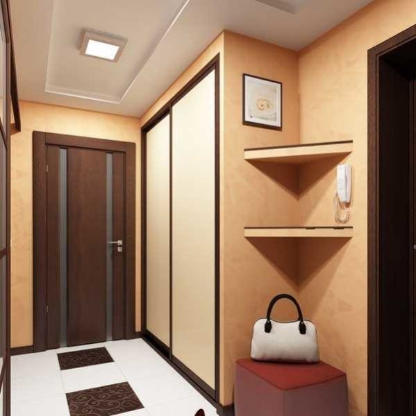 Une armoire dans le coin est un excellent moyen d'utiliser pleinement l'espace disponible.