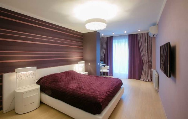 Des rideaux doubles ou même triples vous permettent de créer l'éclairage de la chambre dont vous avez besoin pour le moment