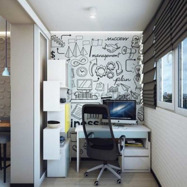 Lieu de travail sur la loggia - un petit bureau pour le travail