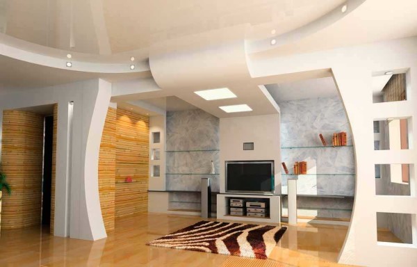 Plafond en plaques de plâtre avec inserts en feuille PVC