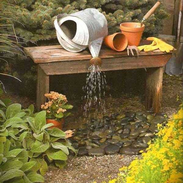 Arrosoir fontaine de jardin
