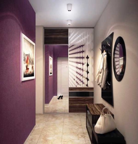 Un mur d'accent est lilas, le reste est neutre