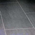 L'imitation de carreaux de sol de toutes couleurs et formats est également un stratifié