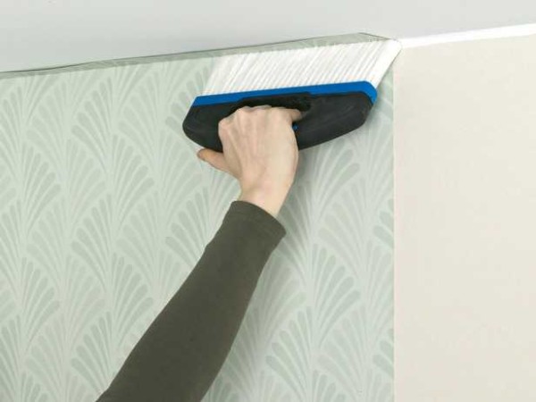 Brosse à papier peint pour un papier peint rapide