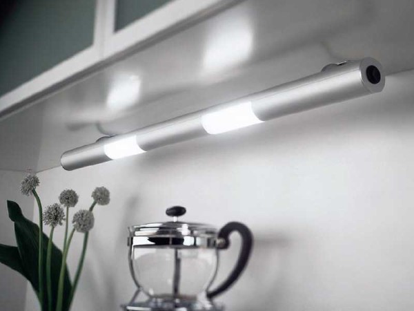Bon éclairage et dimensions linéaires - les avantages des lampes fluorescentes