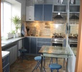 Élargissez le comptoir et laissez-le rejoindre les deux sections du casque