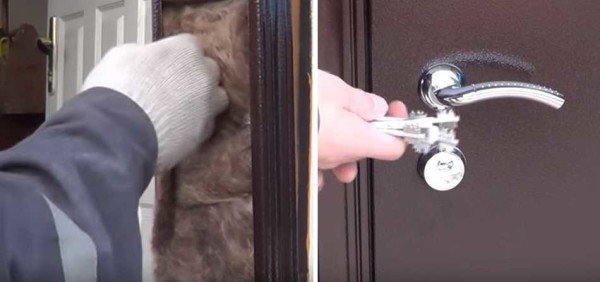 Préparation d'une porte en acier pour l'installation: vérifier le fonctionnement de la serrure, isoler la boîte avec de la laine minérale