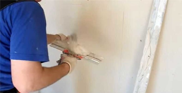 Murs de nivellement pour mastic