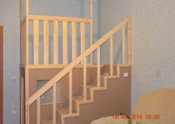 La balustrade est presque prête