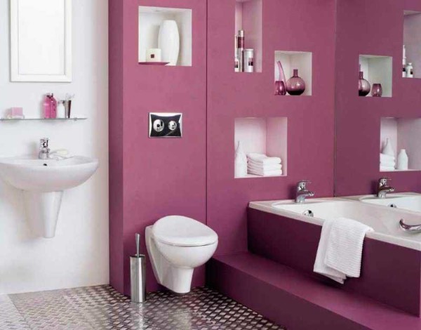 Pas toujours des carreaux sur les murs. Option avec murs peints