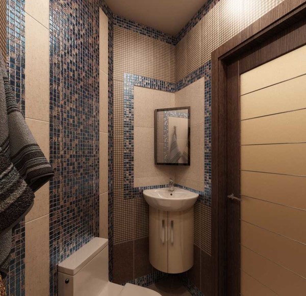 Combinaison de mosaïques et de carreaux de céramique