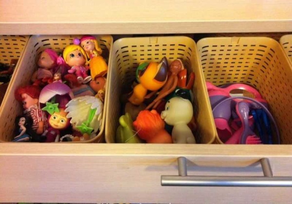 Rangez les jouets correctement
