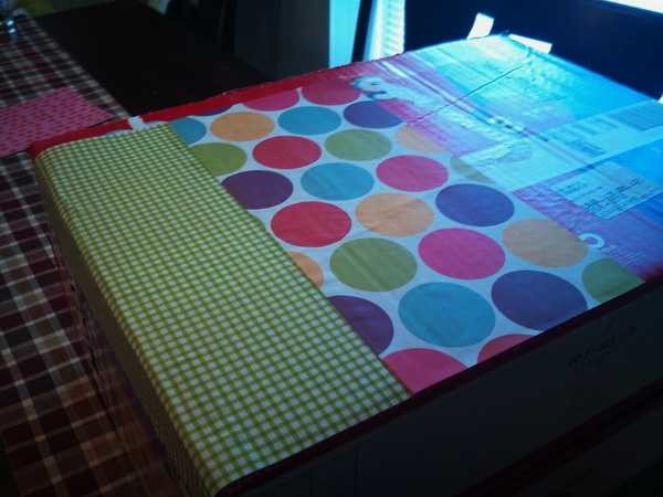 Nous collons le papier