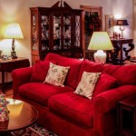 Le rouge est l'une des couleurs autorisées dans la décoration intérieure classique