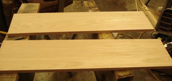 Deux planches rabotées à sec
