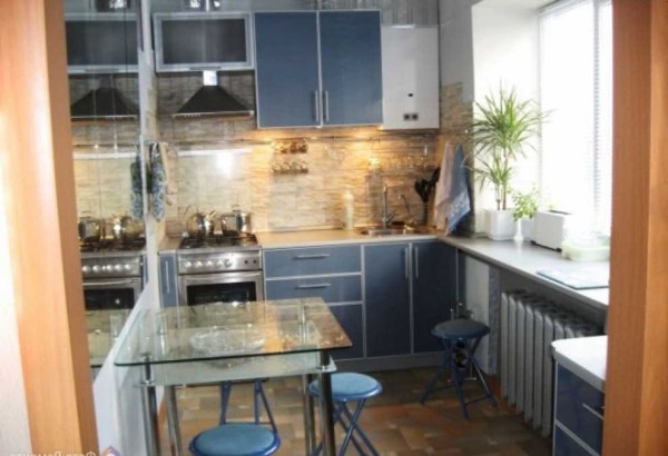 La table en verre est une excellente solution