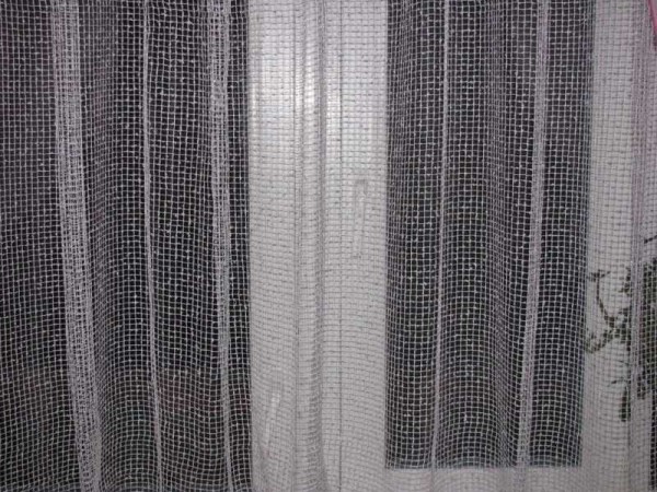 Ceci est un grand maillage, il peut être dense et fin, ainsi qu'avec de la broderie