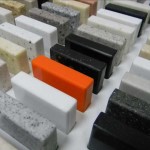 Échantillons sur le stand de l'une des entreprises