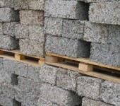 Ainsi, vous pouvez stocker des blocs de béton en bois fabriqués à la main
