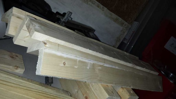Pieds avec marquages ​​pour attaches