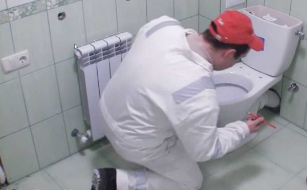 Marquer les emplacements pour les attaches