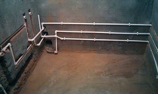 Option de câblage dissimulé et extérieur dans un seul pipeline