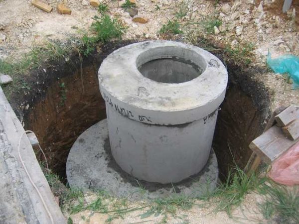 Col préfabriqué avec anneau de petit diamètre et chevauchement