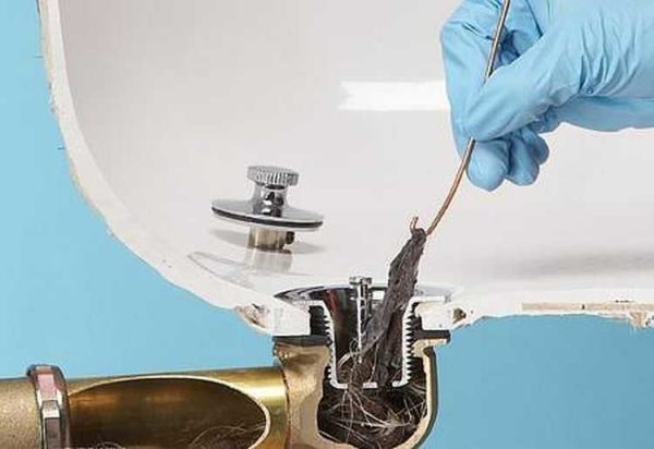 Méthode d'élimination du colmatage du bain