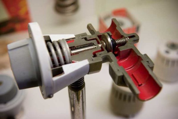 Vanne thermostatique en coupe
