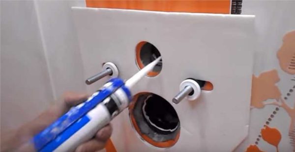 Installation du joint et revêtement en silicone