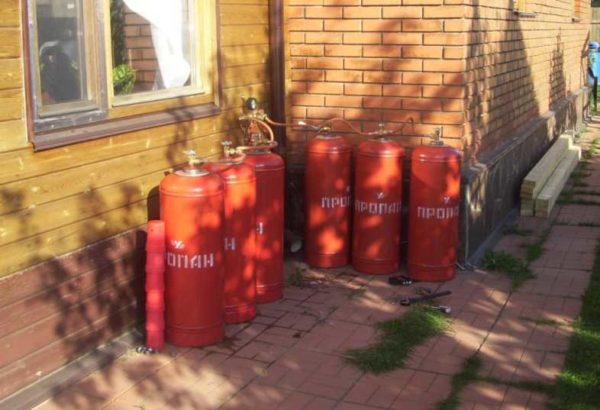 Le gaz peut être dans des bouteilles