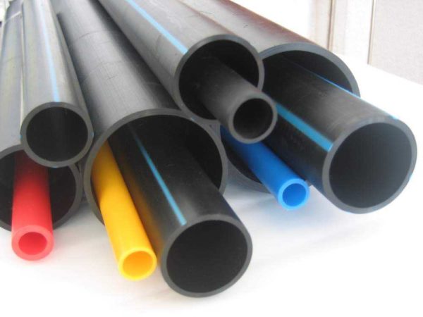 Les conduites d'eau en polyéthylène sont disponibles en différents diamètres