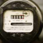 Il existe des modèles avec trois chiffres significatifs et deux après la virgule décimale