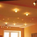 Éclairage multizone, et même utilisation de lampes de différentes tailles et puissances